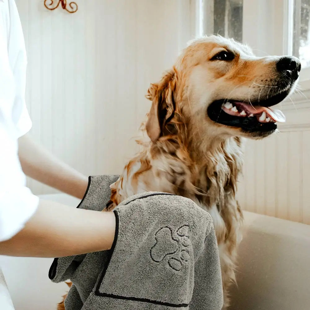 Super Absorbent Big Puppy Pet Dog Towel Bathrobe Bath Towels Quick-Drying Cat Bath Towel Bath Supplies Dog Towel Microfiber