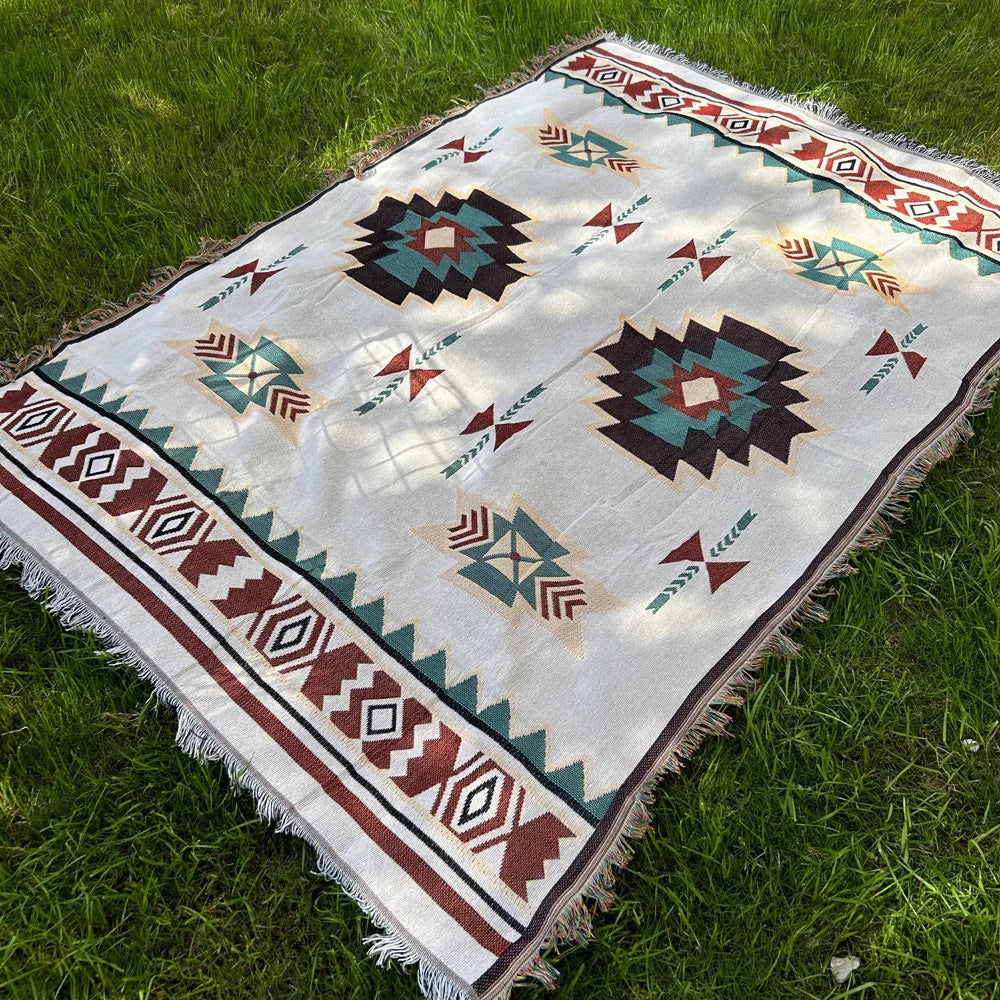 Ethnic Bohemian Style Retro Blanket Camping Picnic Photo Leisure Blanket Sofa Cover Blanket Literary TapestryTravel Rug Tassels