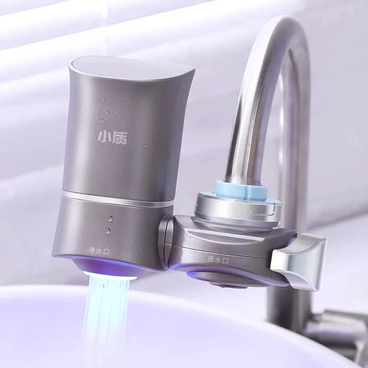 Nieuwe waterkrachtsterilisatiekraanwaterzuiveraar Ultraviolette diepe sterilisatie 6-traps fijne filtratie